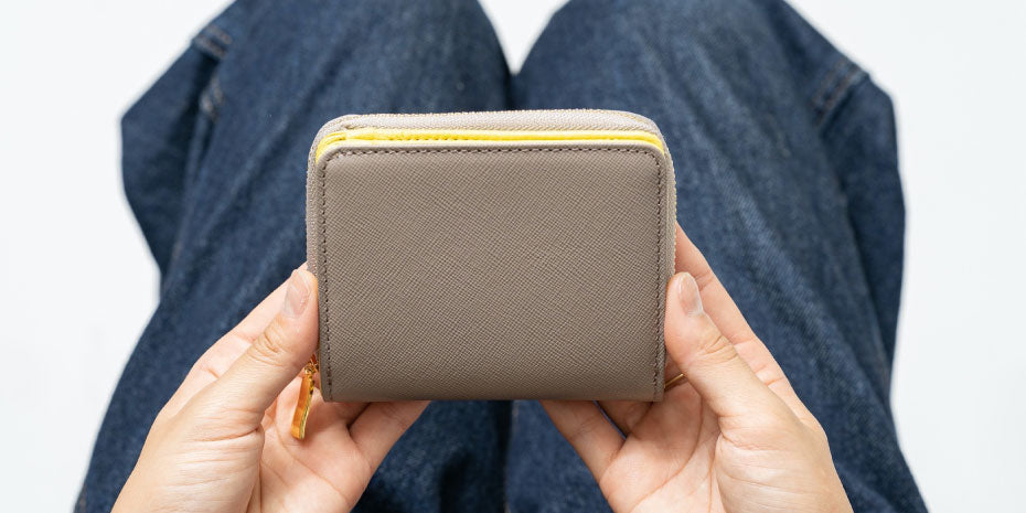 バイカラーがおしゃれな二つ折り財布 – MURA-ムラ