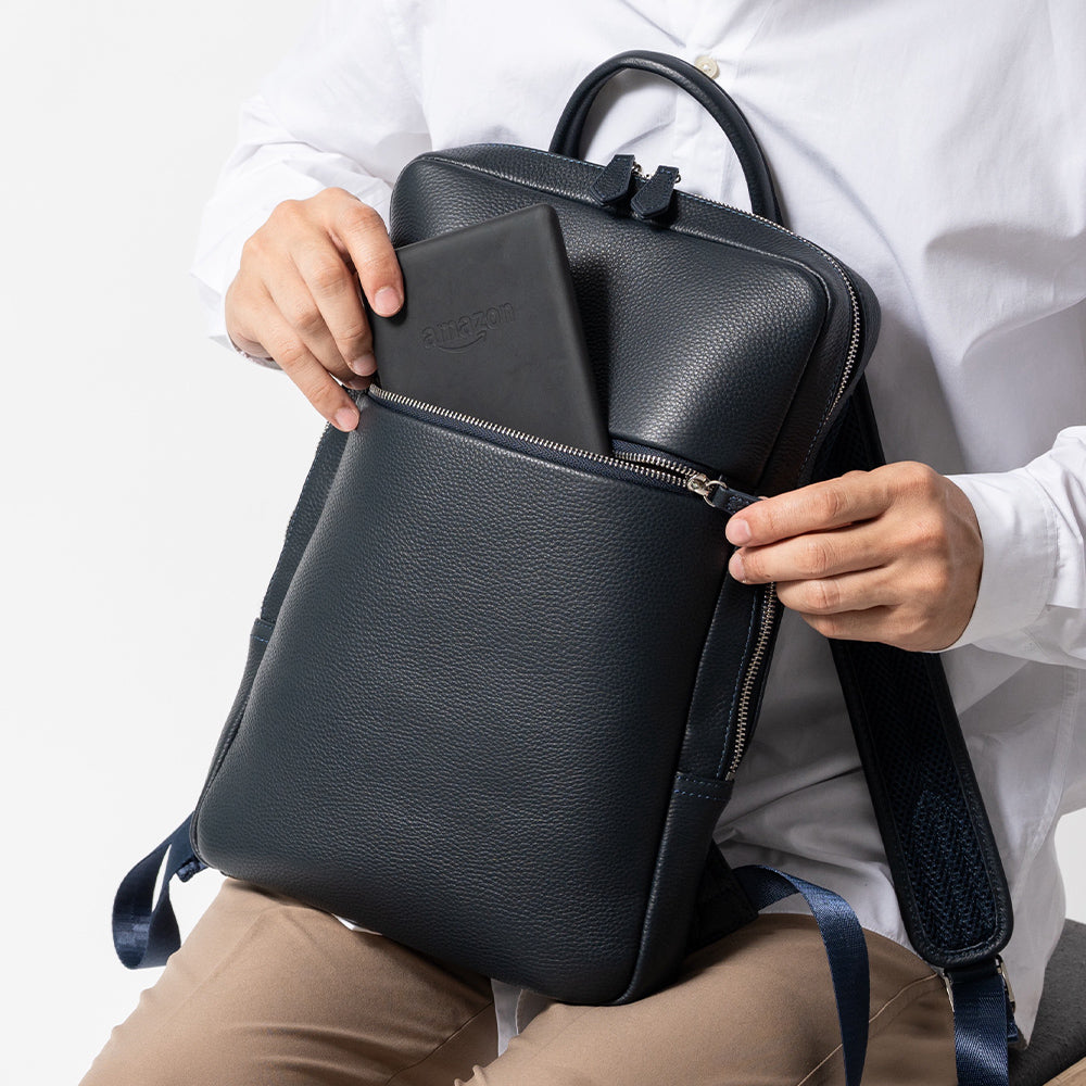 薄マチ ダブルジッパー シュリンクレザー スマート コンパクトビジネスリュック