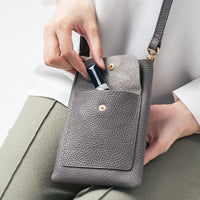 フルグレイン シュリンクレザー スナップボタン スマホショルダーバッグ