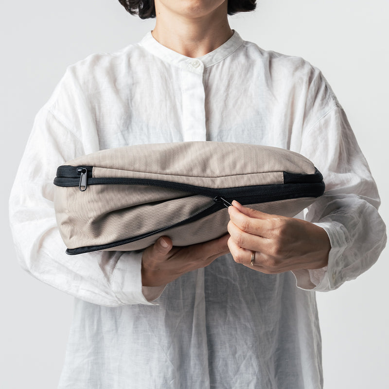 サスティナブル R－PET 撥水抗菌 ファスナー式 トラベル 圧縮ポーチ