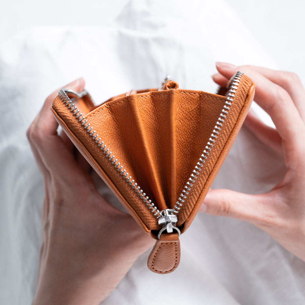 エコレザー ソフトシュリンク YKKラウンドファスナー 長財布