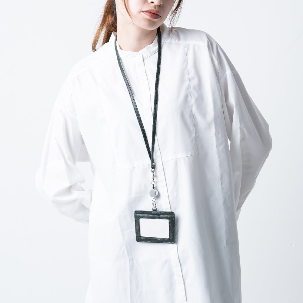 牛本革 ネックストラップ付 伸縮リール  IDカードケース