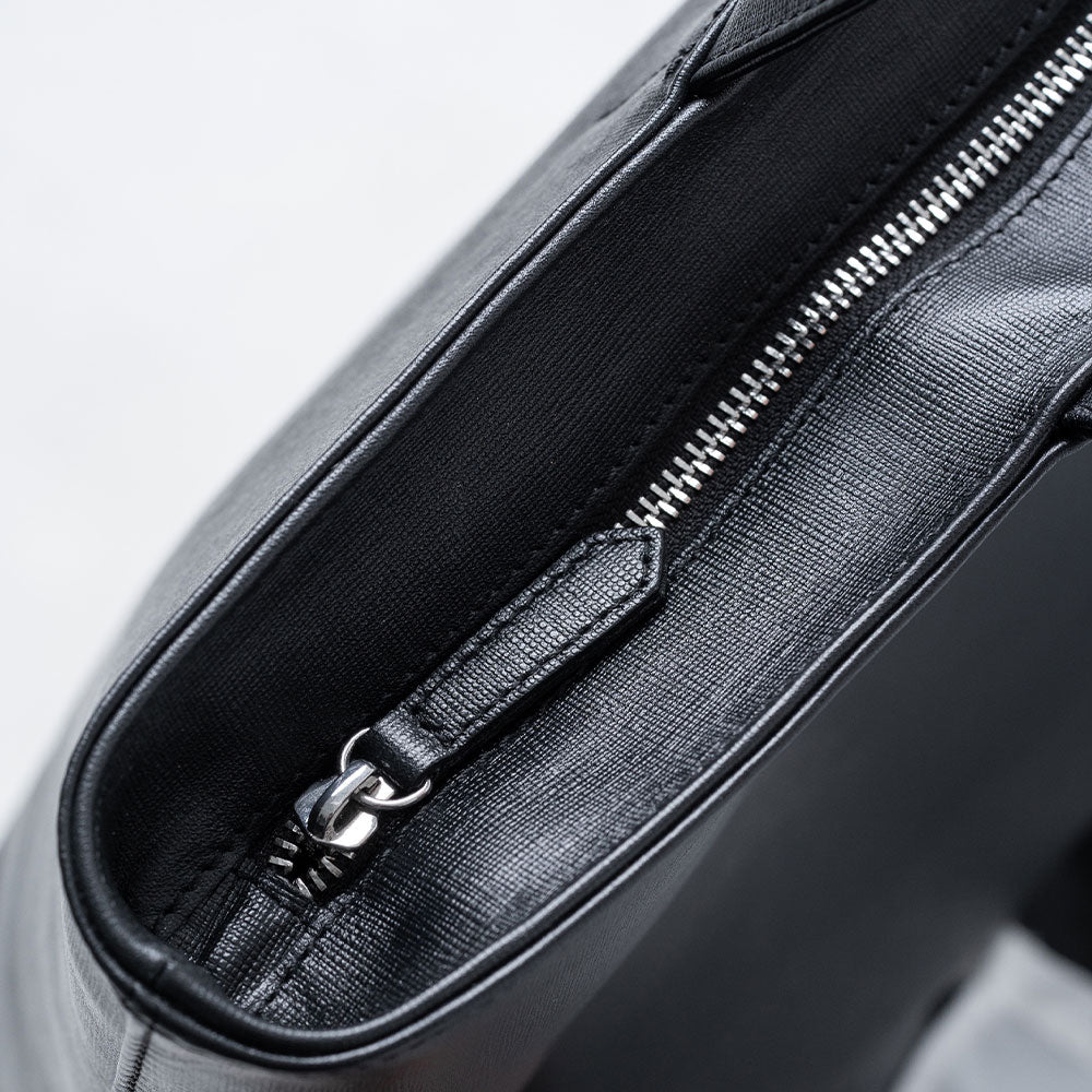 本革 サフィアーノレザー シンプル トートバッグ