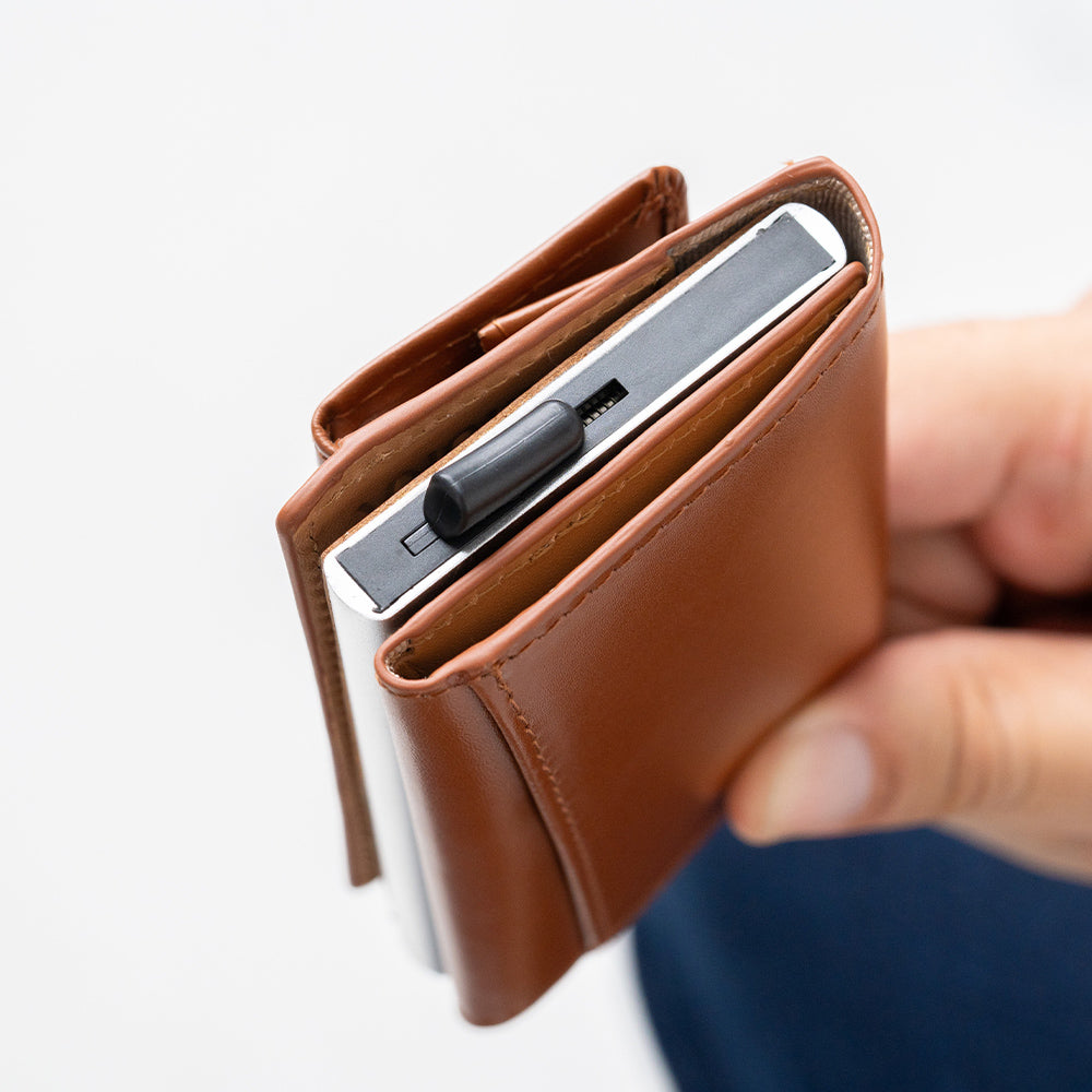 RFIDスキミング防止 コードバン調牛本革 三つ折り ミニ財布