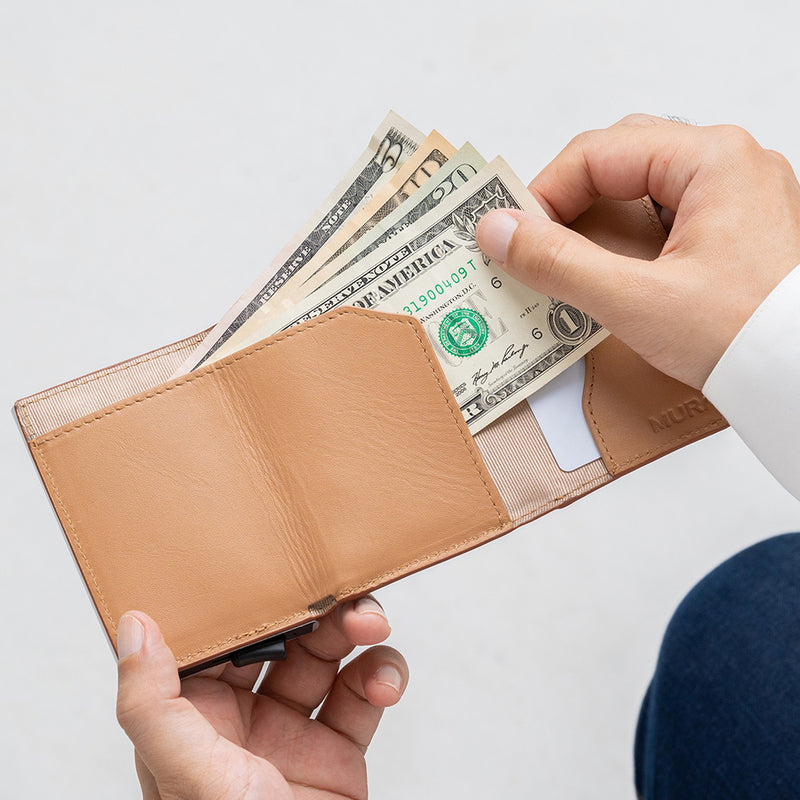 RFIDスキミング防止 コードバン調牛本革 三つ折り ミニ財布