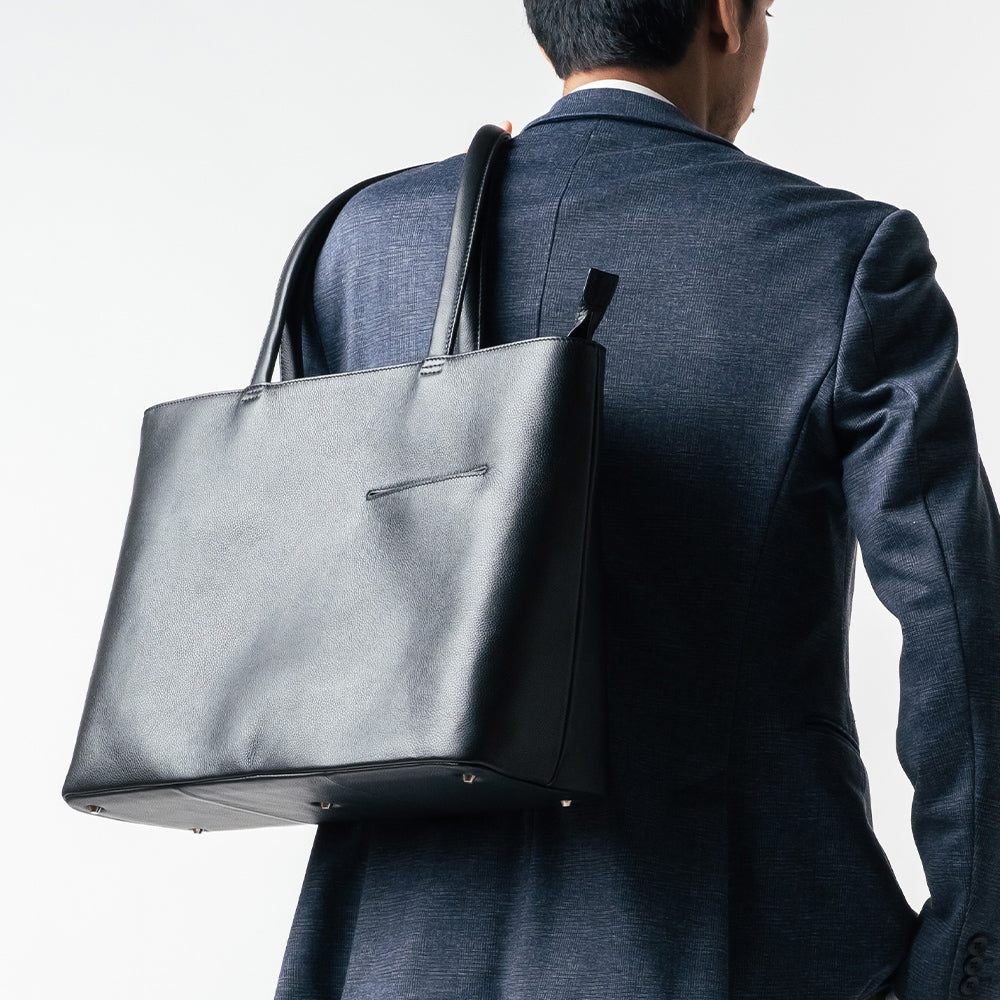 シュリンクレザー シンプル スマホポケット付き本革トートバッグ