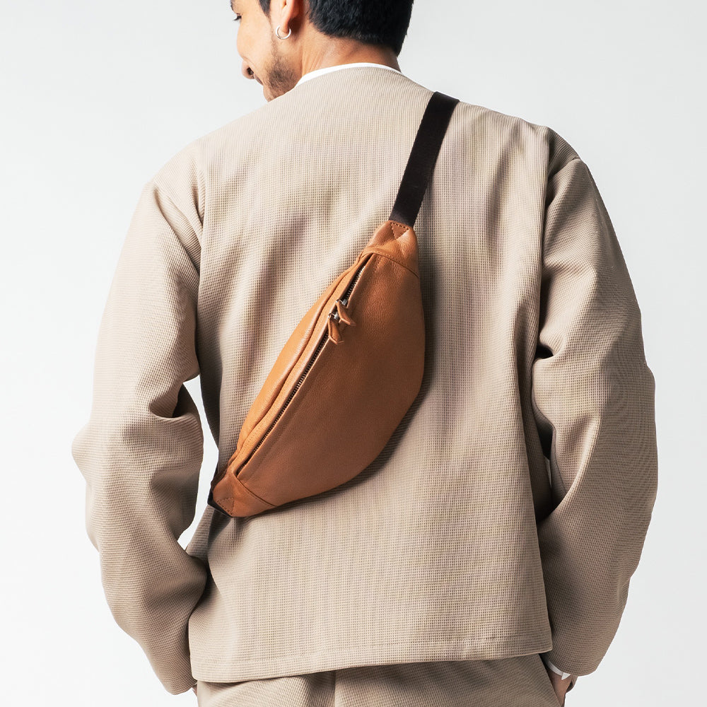 牛革シュリンクレザー YKKファスナー ボディバッグ ウエストポーチ