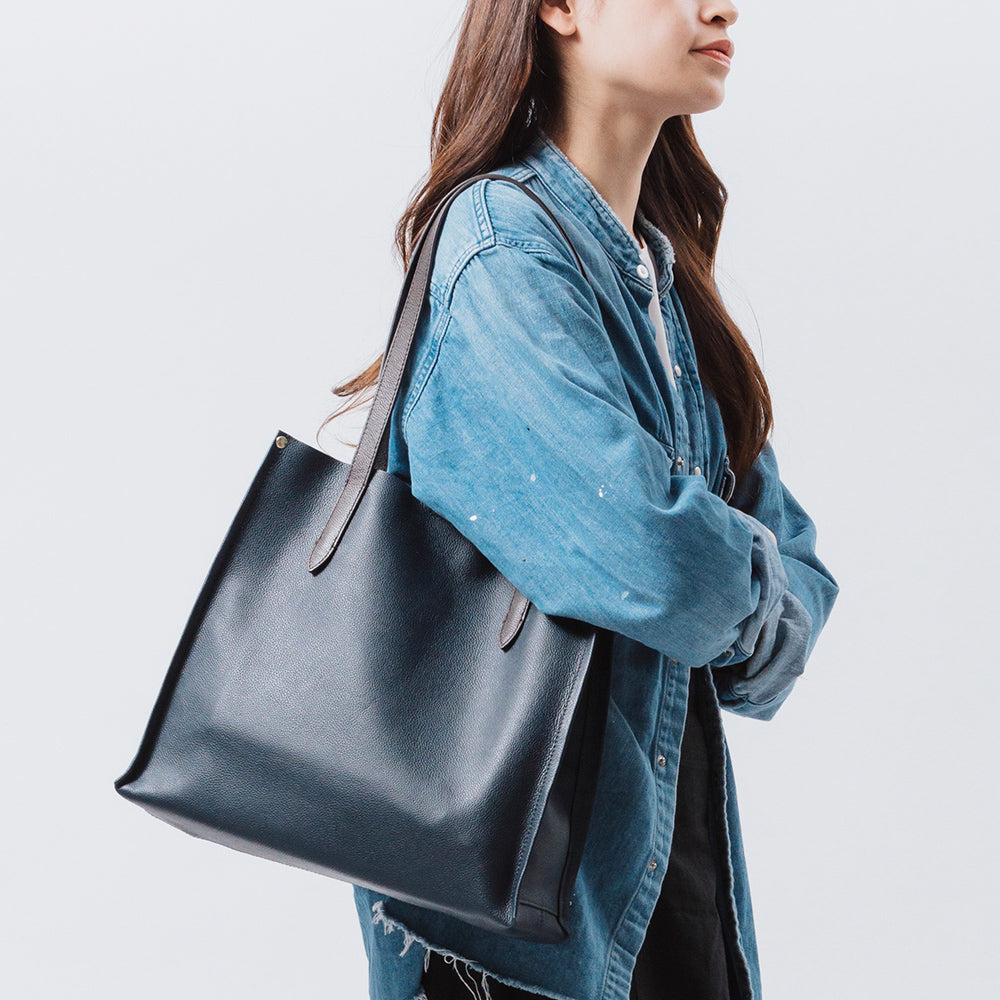 シュリンクレザー 本革 a4 大容量 トートバッグ