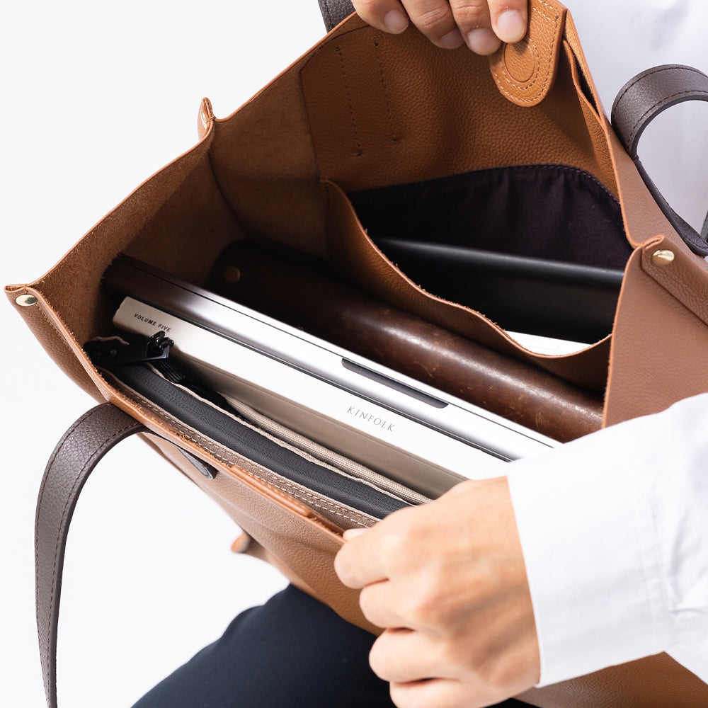 シュリンクレザー 本革 a4 大容量 トートバッグ