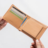 牛革 スキミング防止機能 ボックス型小銭入れ 二つ折り財布