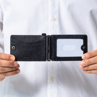 サフィアーノレザー 薄型 伸縮リール付 バタフライ式IDカードケース