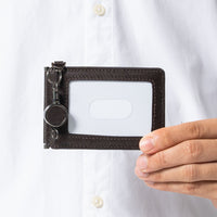 サフィアーノレザー 薄型 伸縮リール付 バタフライ式IDカードケース