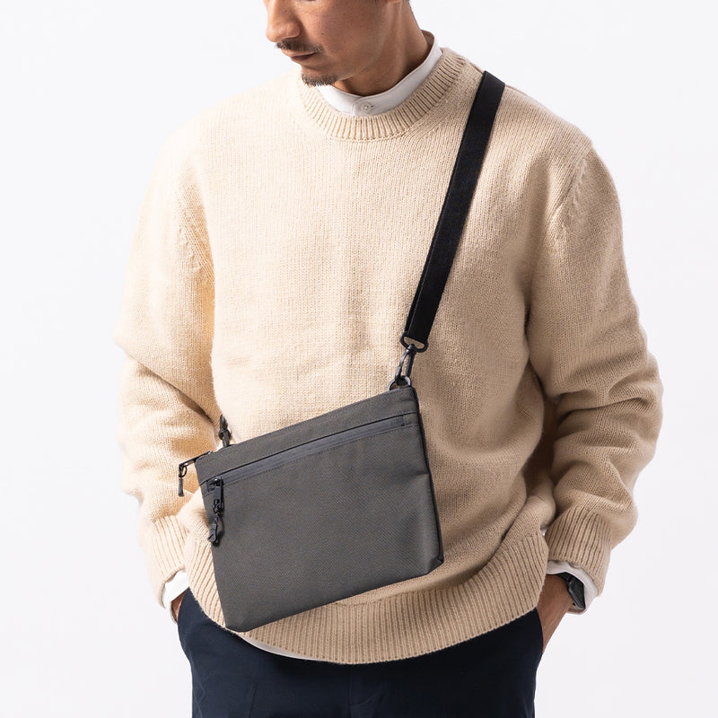 R-PET(リサイクルポリエステル) 撥水 抗菌 サステナブル サコッシュ