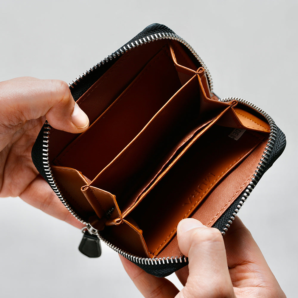 ラウンドファスナー コードバン調/カーボン レザー コインケース