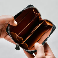 ラウンドファスナー コードバン調/カーボン レザー コインケース