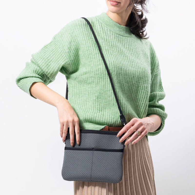 ネオプレン サコッシュ ミニ ショルダーバッグ