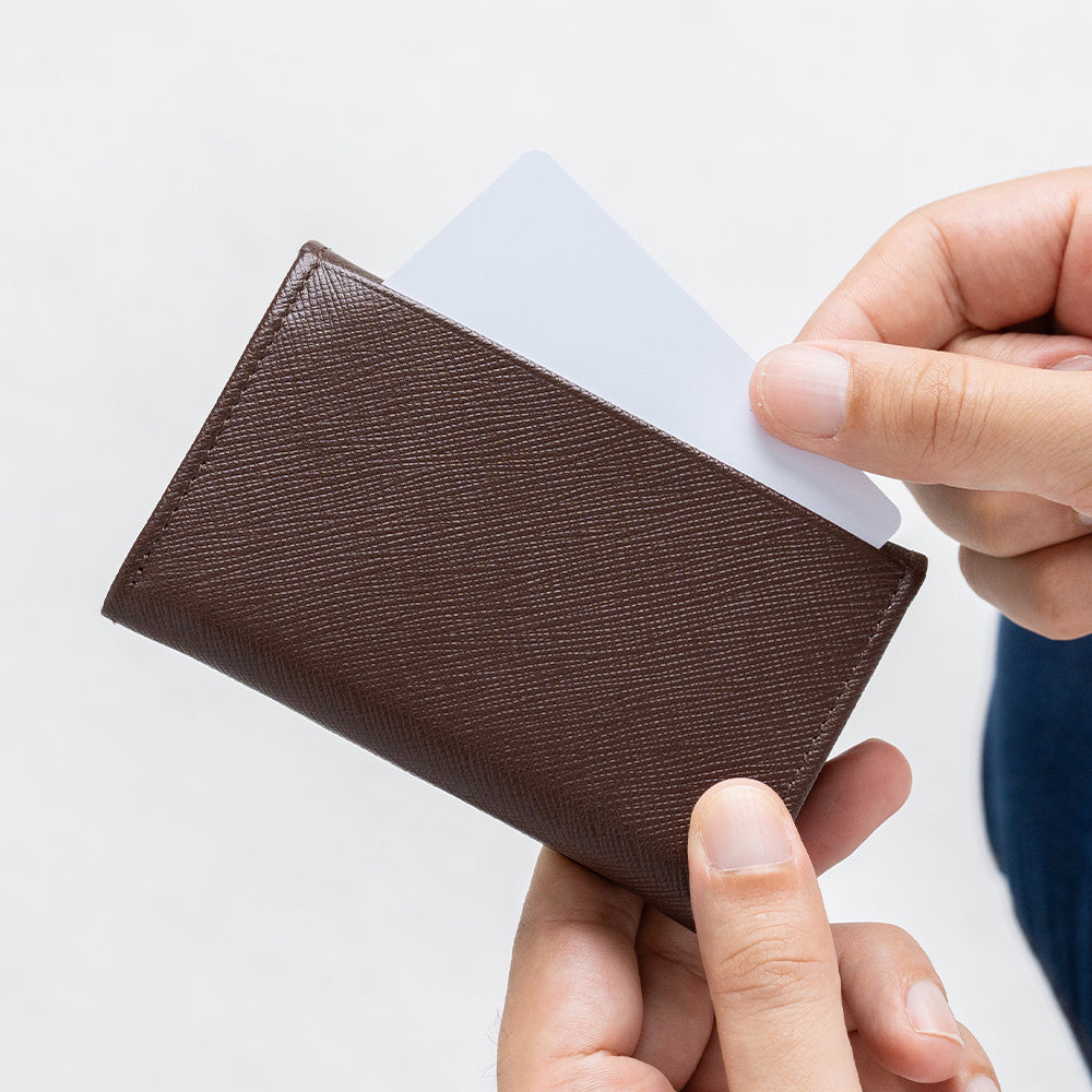 サフィアーノレザー 大容量 スリム名刺入れ