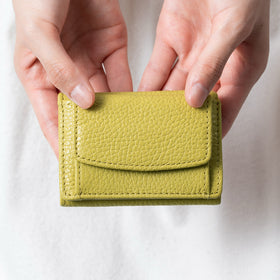 イタリア製シュリンクレザー スキミング防止機能付き ミニ財布 三つ折り財布