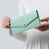 本革 サフィアーノレザー スキミング防止 コンパクト かぶせ蓋付き 薄型 長財布