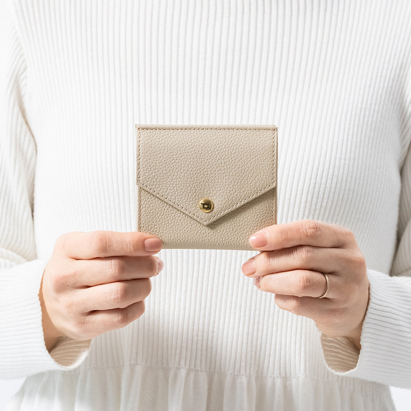 ゴートシュリンクレザー スキミング防止 スナップボタン 二つ折り財布