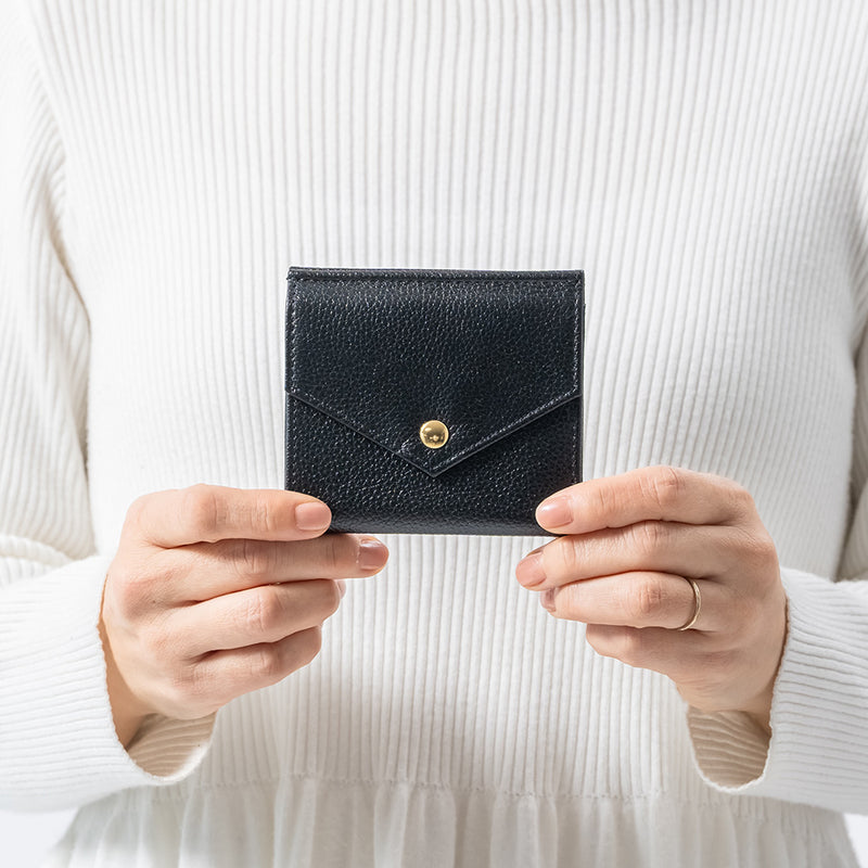 ゴートシュリンクレザー スキミング防止 スナップボタン 二つ折り財布