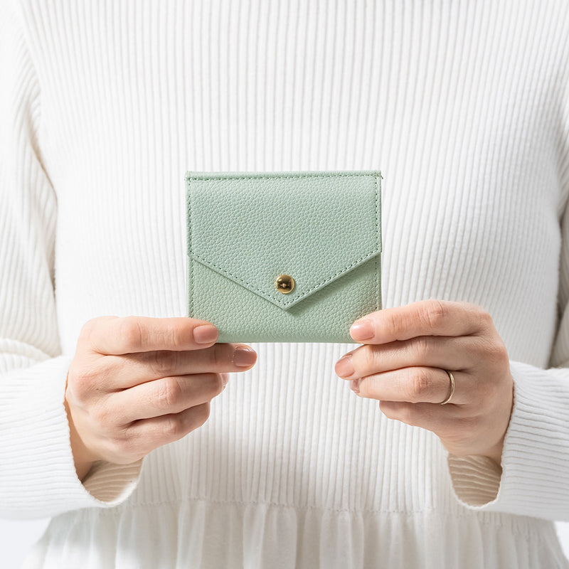 ゴートシュリンクレザー スキミング防止 スナップボタン 二つ折り財布