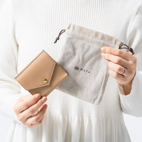 ゴートシュリンクレザー スキミング防止 スナップボタン 二つ折り財布