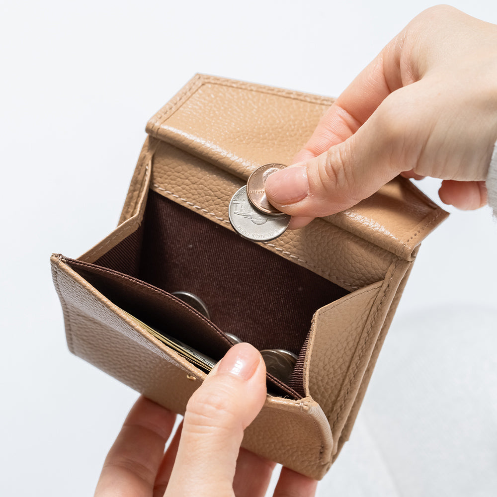 ゴートシュリンクレザー スキミング防止 スナップボタン 二つ折り財布