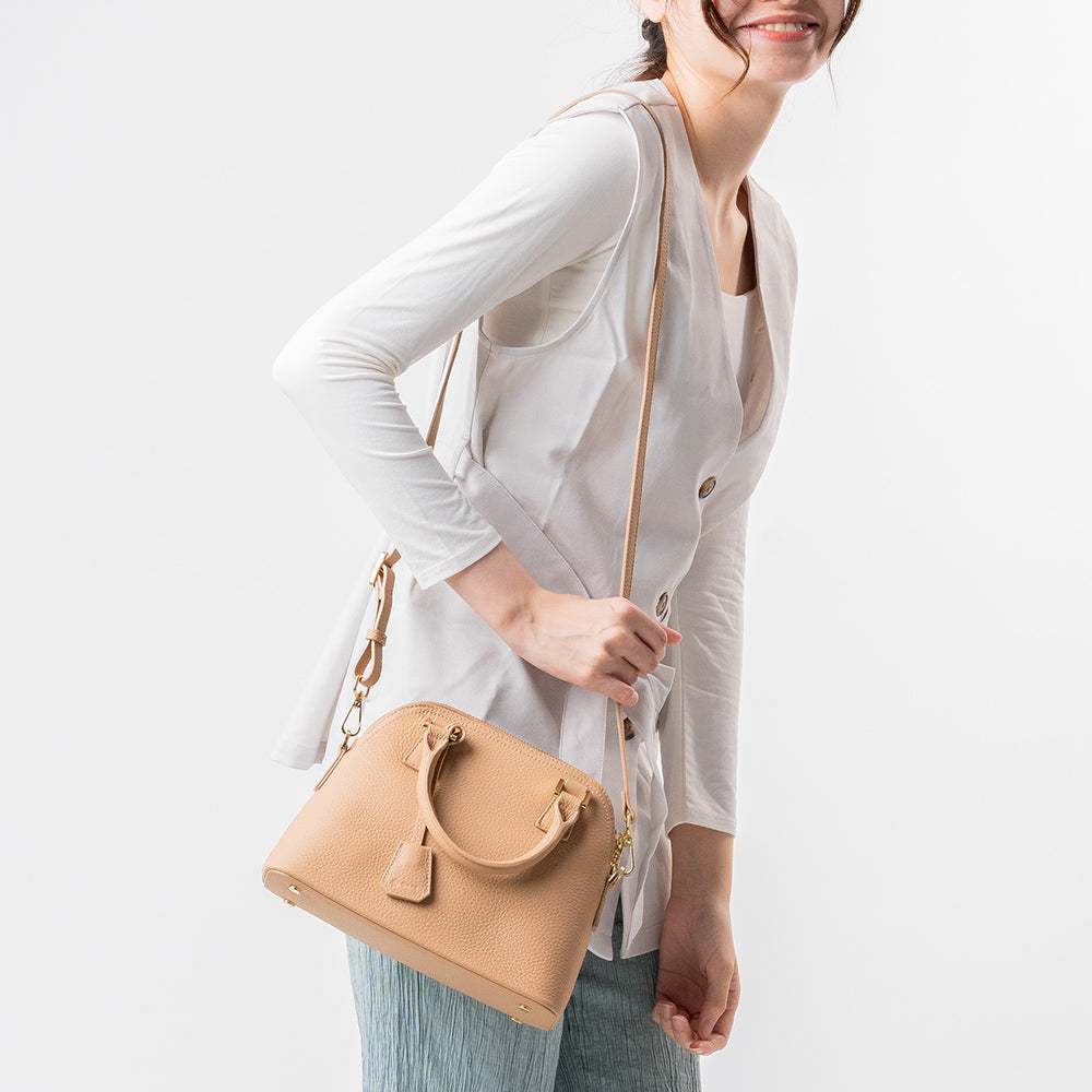 シュリンクレザー ショルダーベルト付き ダブルファスナー ミニハンドバッグ