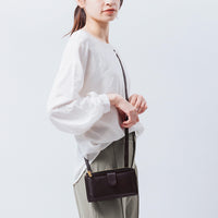 フルグレイン シュリンクレザー L字ファスナー財布付き 横型スマホショルダー