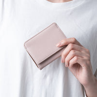 フラグメントケース レディース ブランド 革 薄型 スキミング防止 コンパクト