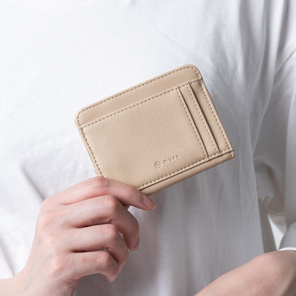 フラグメントケース レディース ブランド 革 薄型 スキミング防止 コンパクト