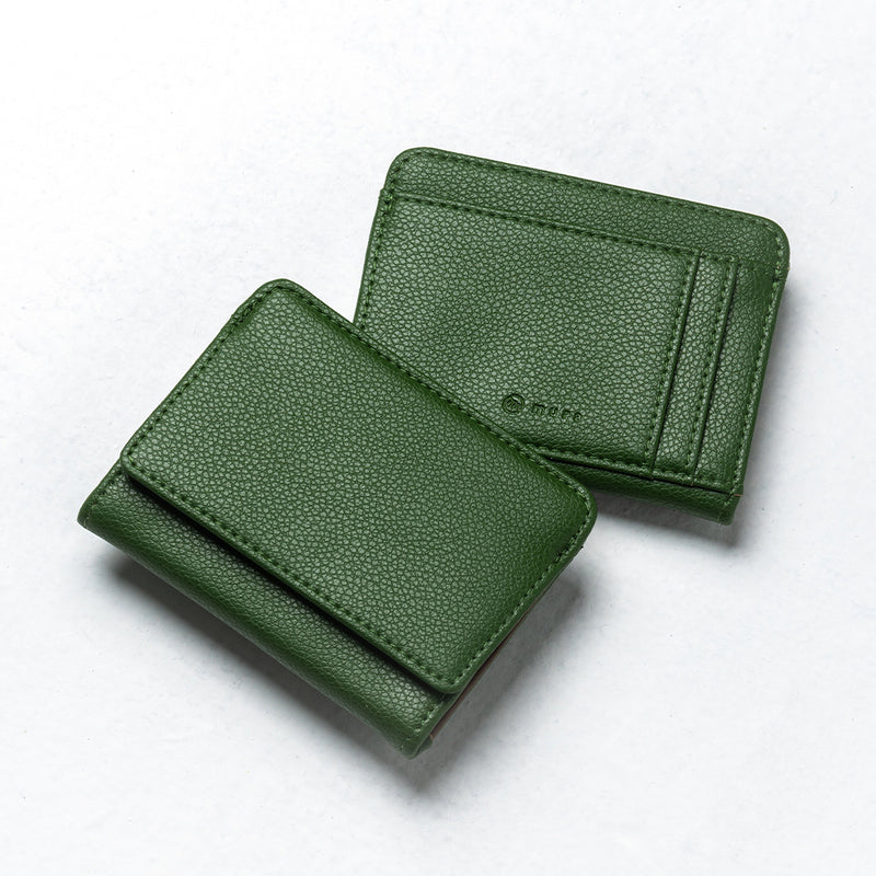 フラグメントケース レディース ブランド 革 薄型 スキミング防止 コンパクト