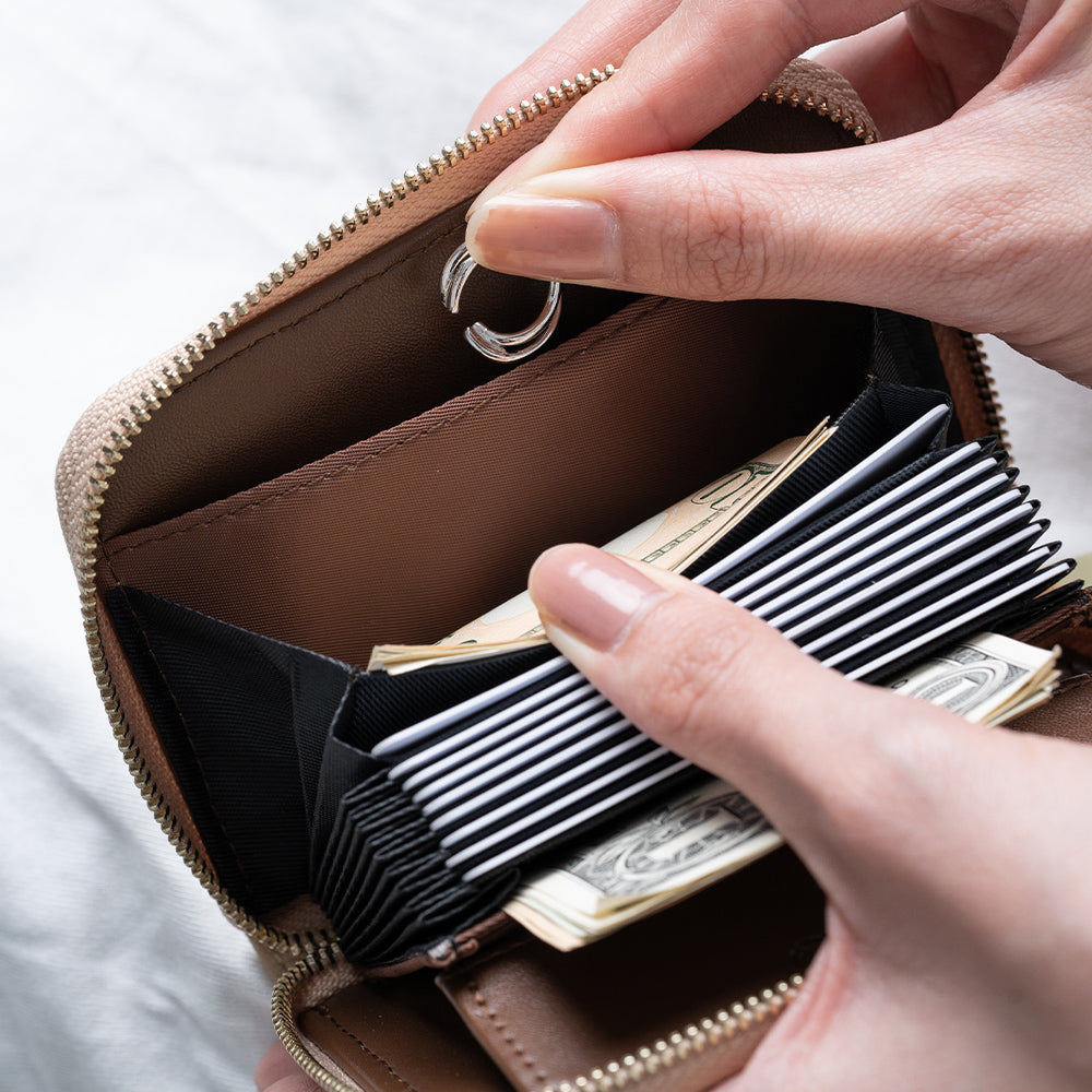 リサイクルPUレザー じゃばら式 スキミング防止 小銭入れ付き コンパクト カードケース