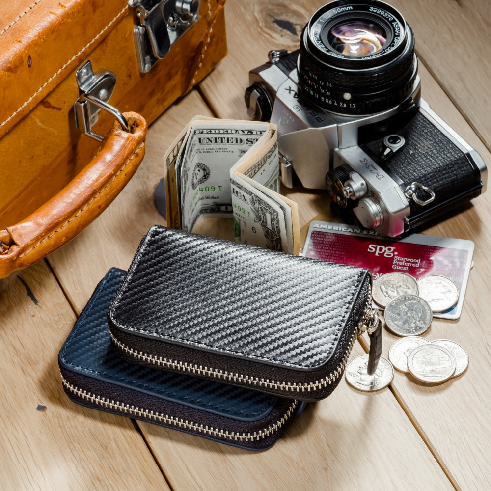 ラウンドファスナー コードバン調/カーボン レザー コインケース