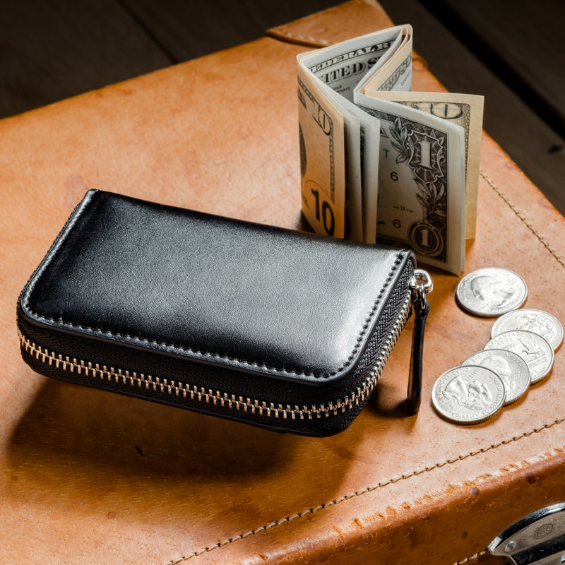 ラウンドファスナー コードバン調/カーボン レザー コインケース