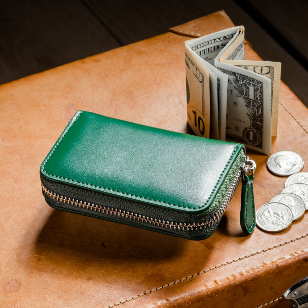 ラウンドファスナー コードバン調/カーボン レザー コインケース