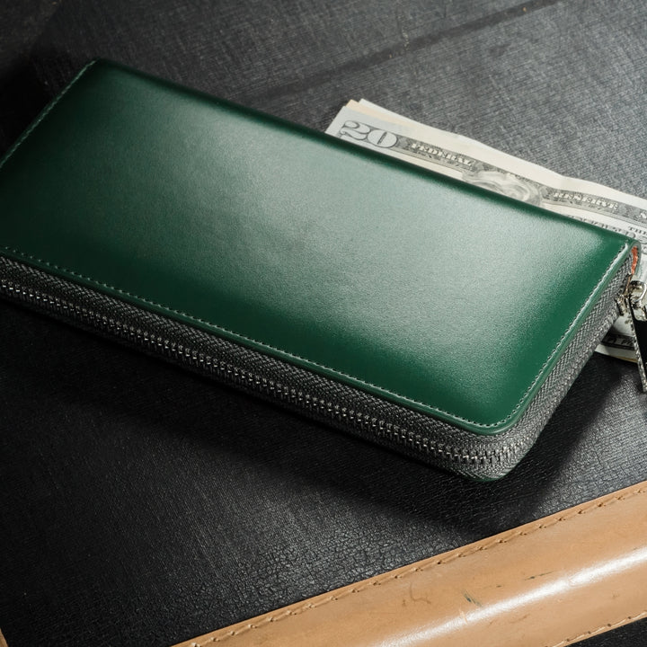 緑色の本革メンズ長財布！魅力とおすすめ20選 | 革の玉手箱