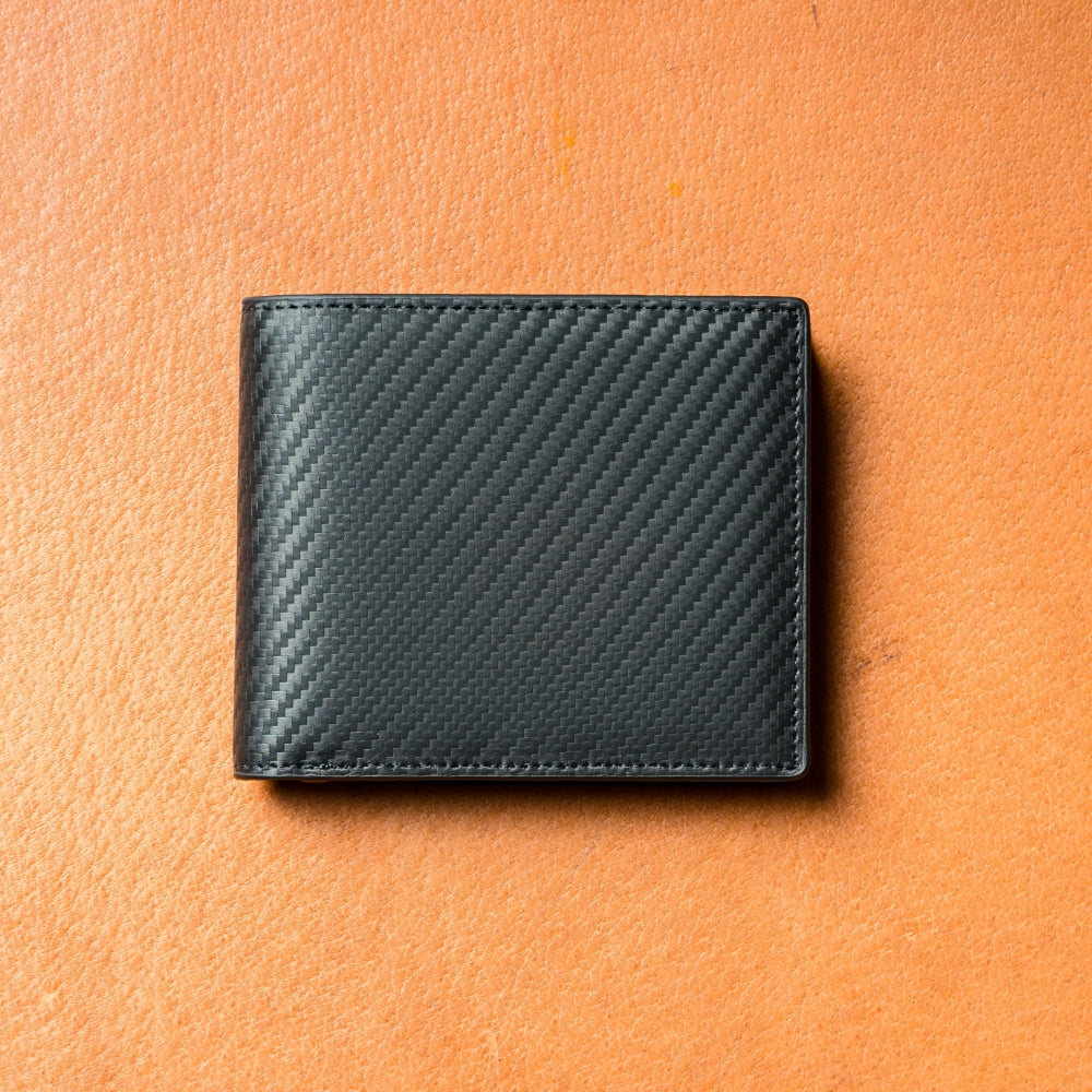 コードバン調/カーボン レザー box型小銭入れ 二つ折り財布