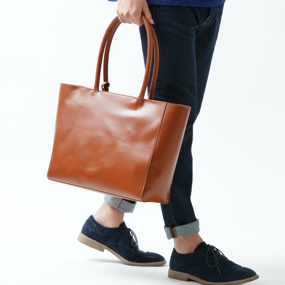 本革レザー 大容量 シンプル トートバッグ