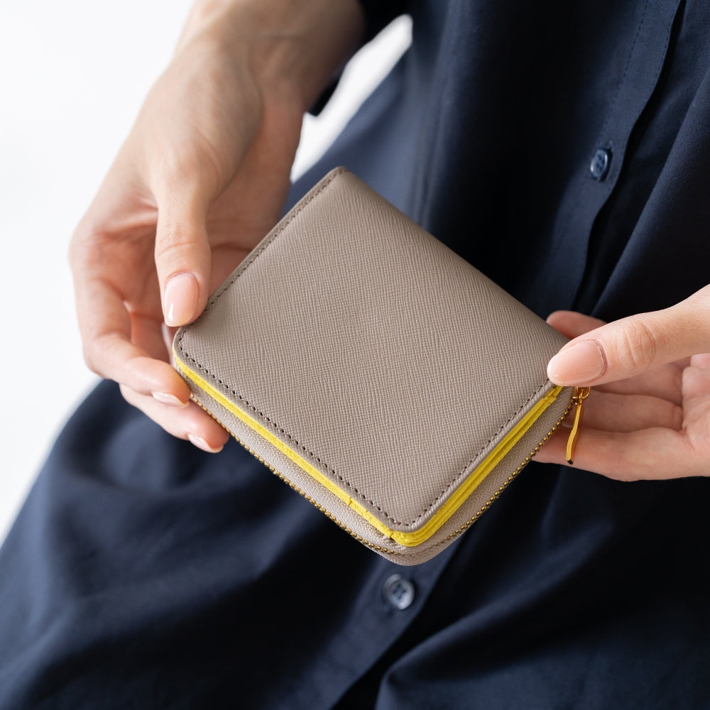 ツートンカラー サフィアーノゴートレザー スキミング防止機能付き ラウンドファスナー 二つ折り財布 – ＭＵＲＡ-ムラ