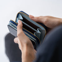 ツートンカラー サフィアーノ&ゴートレザー スキミング防止機能付き ラウンドファスナー 二つ折り財布