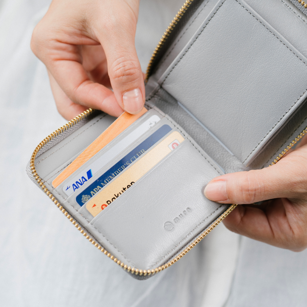 ラウンドファスナー ゴートレザー スキミング防止機能付き スクエア 二つ折り財布