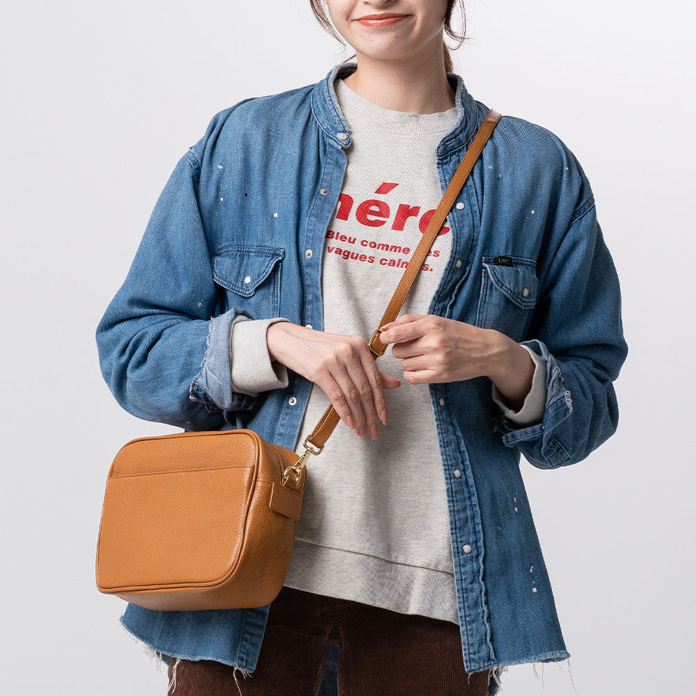 フルグレイン シュリンクレザー スキミング防止機能付き ショルダーバッグ