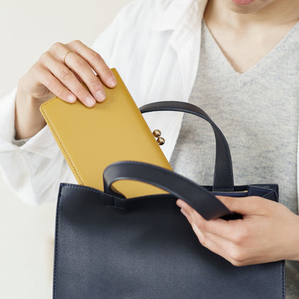 日本製高級シャンタン使用 牛本革 がま口 長財布