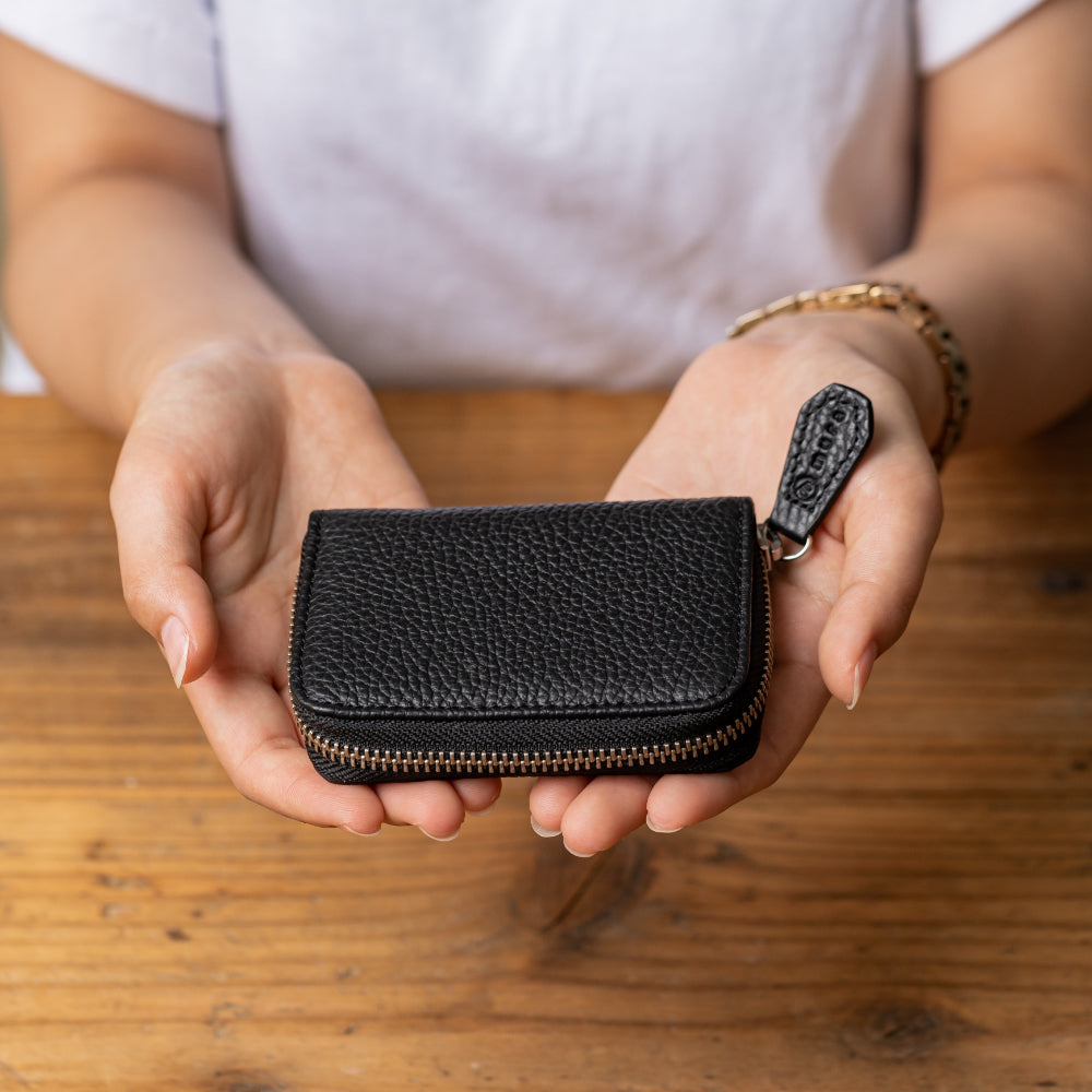 イタリア製シュリンクレザー スキミング防止機能付 じゃばら コンパクト カードケース