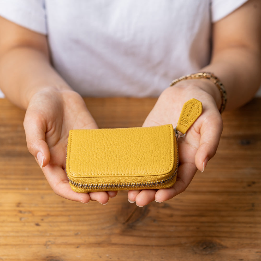 イタリア製シュリンクレザー スキミング防止機能付 じゃばら コンパクト カードケース