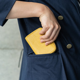 イタリア製シュリンクレザー スキミング防止機能付 じゃばら コンパクト カードケース